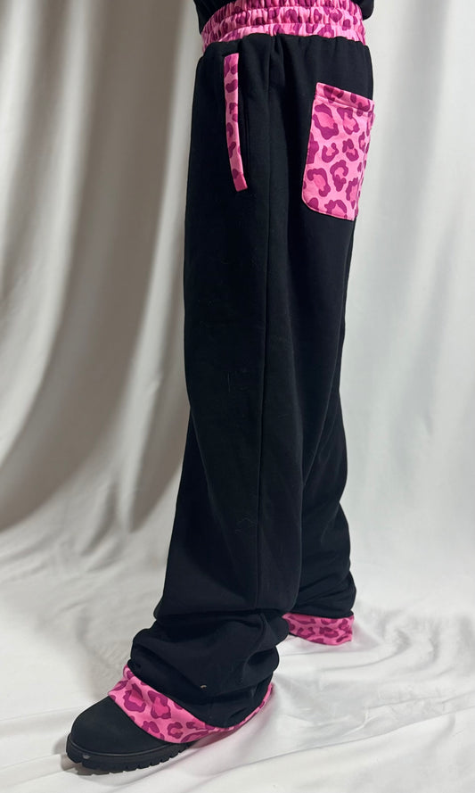 Pink  cheetah  print baggy sweatpants